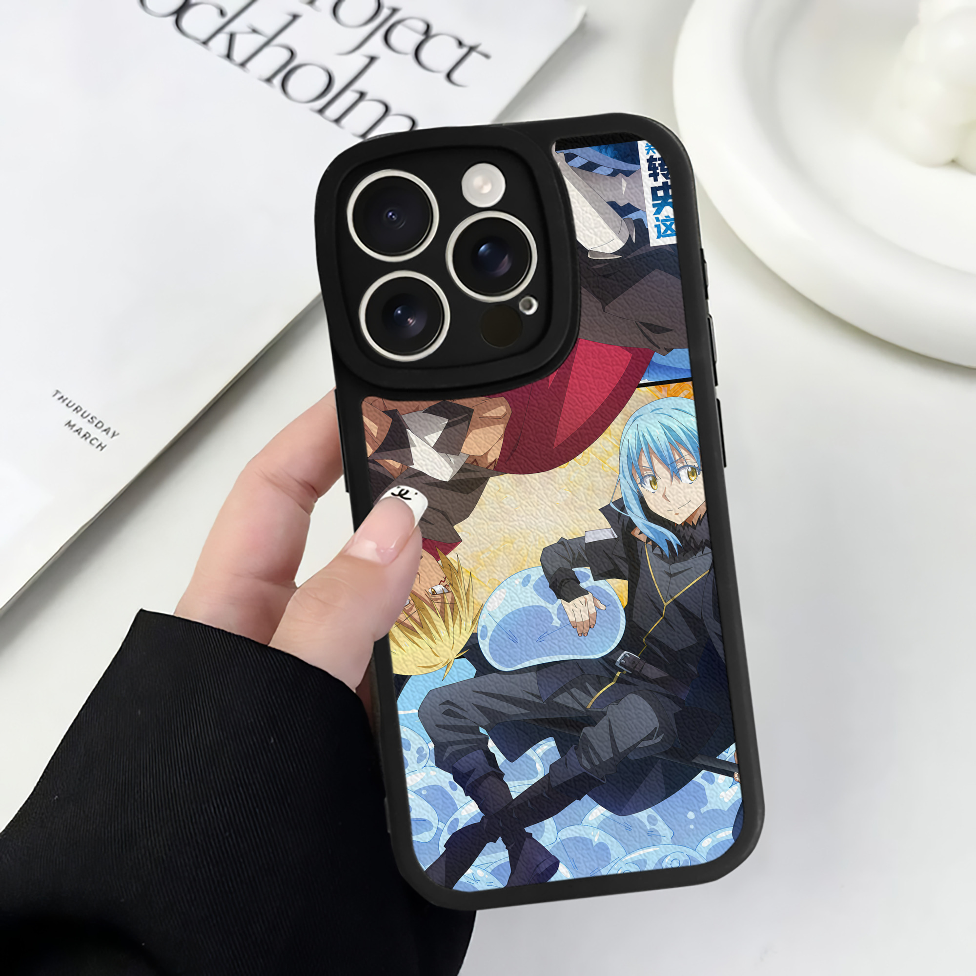（画像用） 転スラ Regarding Reincarnated to Slime 【iPhone 16シリーズ対応】シリコンスマホケース（レザー調） 材質：シリコン